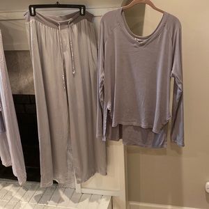 PJ HARLOW SILK dark silver jolie pant and Frankie top